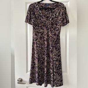Chaps Size L Flutter Sleeve Flowy Dress - Purple/Cream